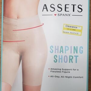 Assets By Spanx 4 Shaping Short All Day Support For Flawless Figure